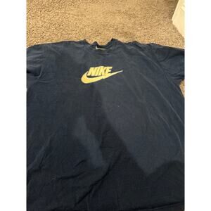4 vintage nike shirts (XXL)